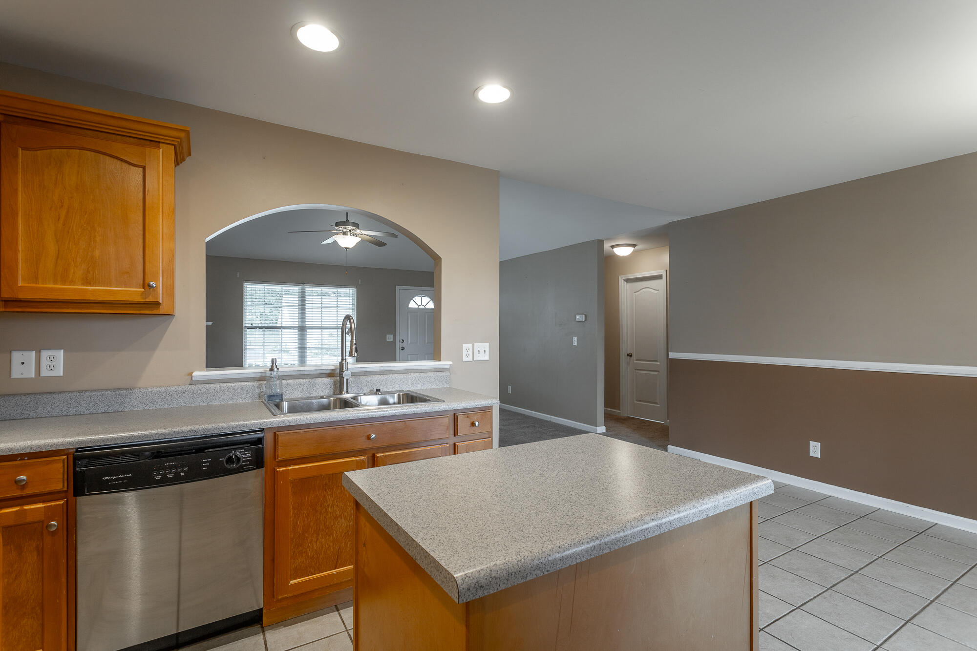 398 Fieldstone Drive Ringgold, GA 30736 - Photo 14 of 51 398 Fieldstone Drive HD-13