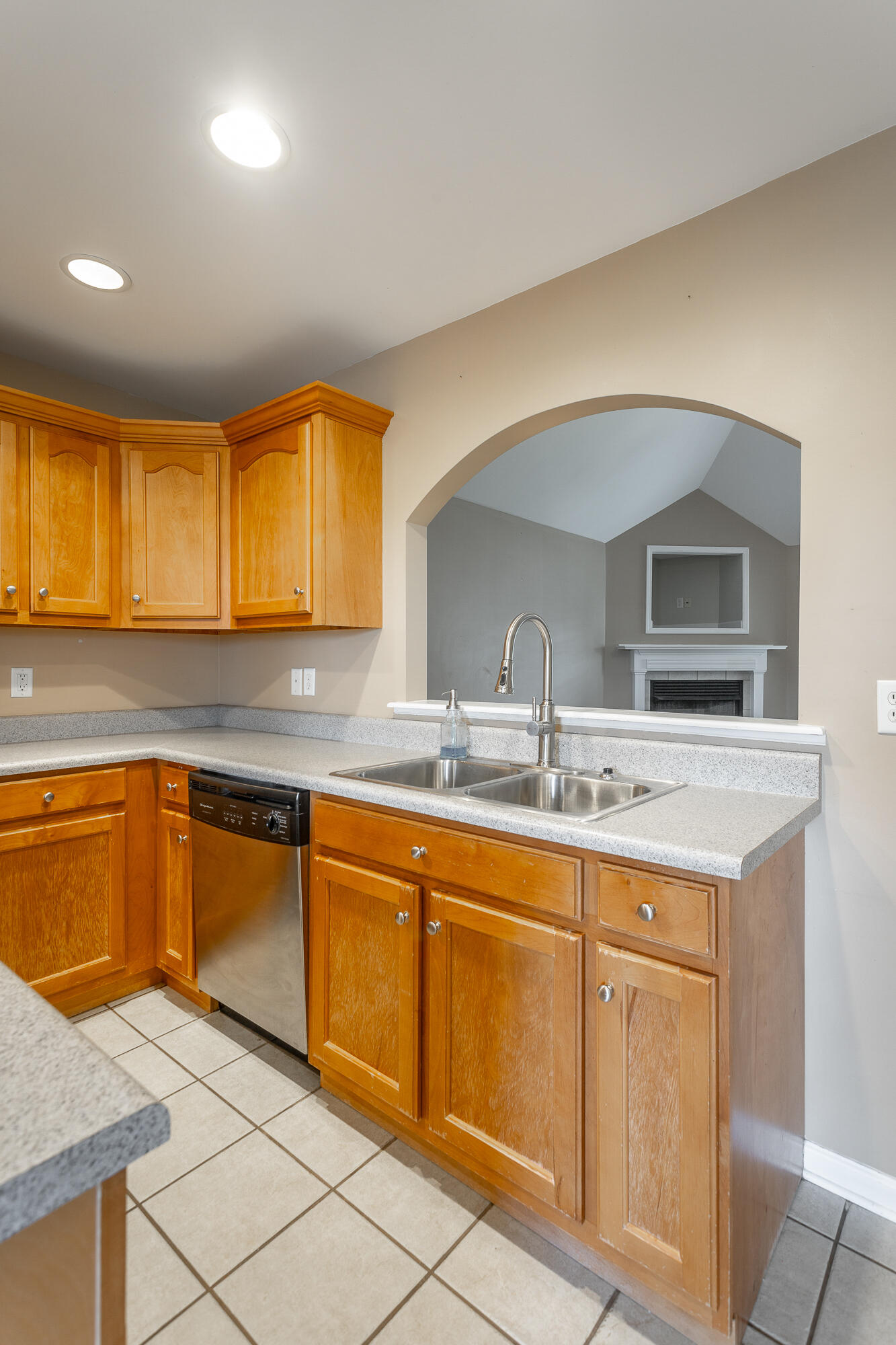 398 Fieldstone Drive Ringgold, GA 30736 - Photo 18 of 51 398 Fieldstone Drive HD-16