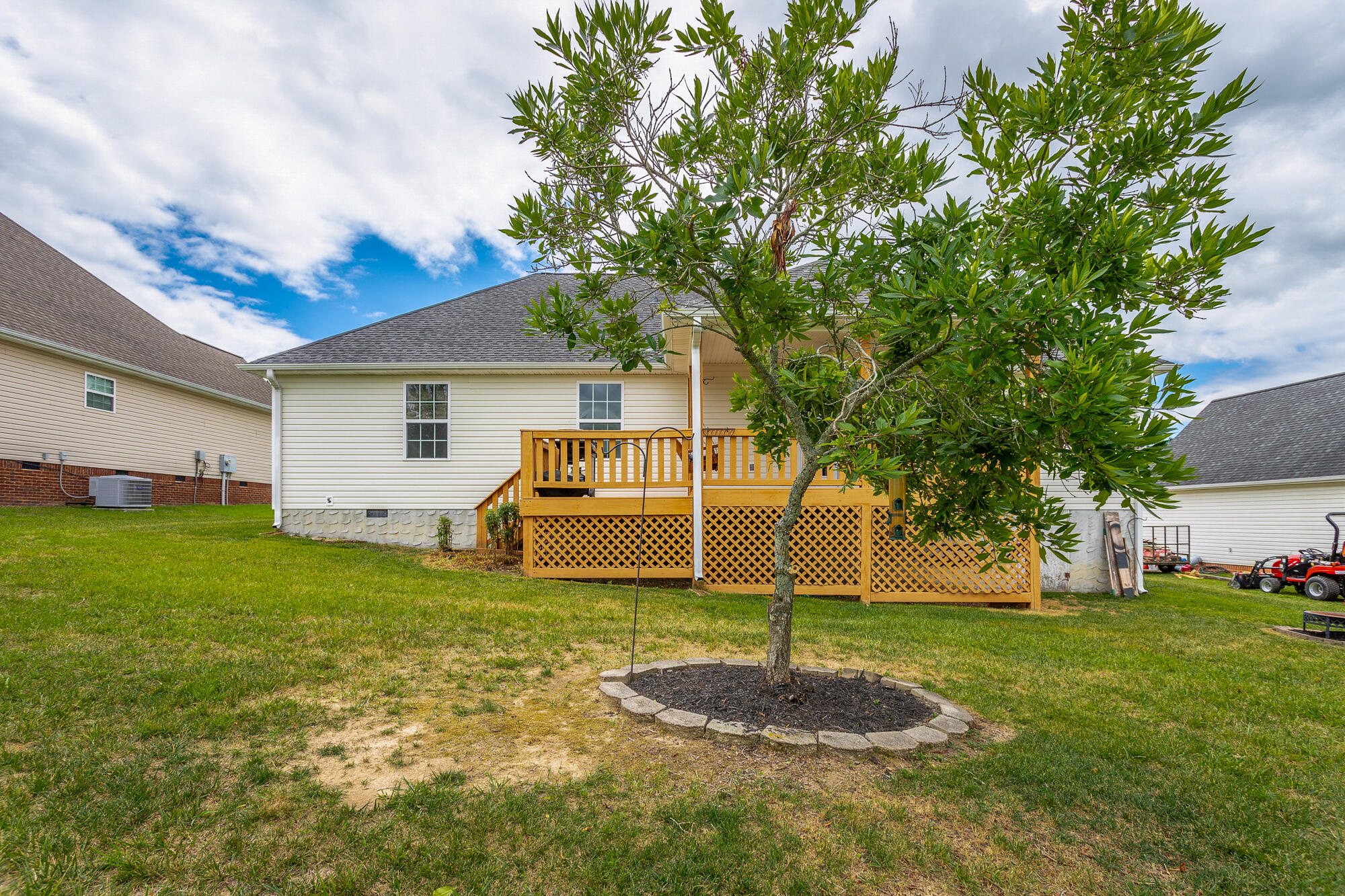 398 Fieldstone Drive Ringgold, GA 30736 - Photo 44 of 51 398 Fieldstone Drive HD-41