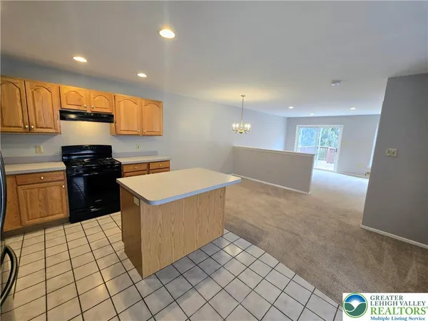 $2,400 | 1578 Pinewind Drive, Lower Macungie Township, PA 18011