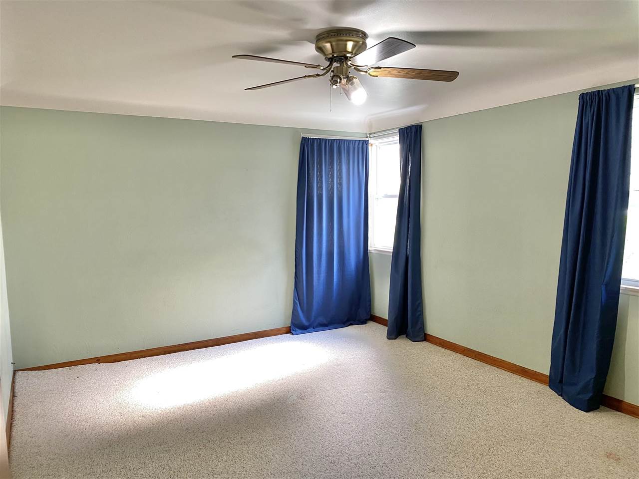 352 South Trumbull Road Bay City, MI 48708 - Photo 6 of 23