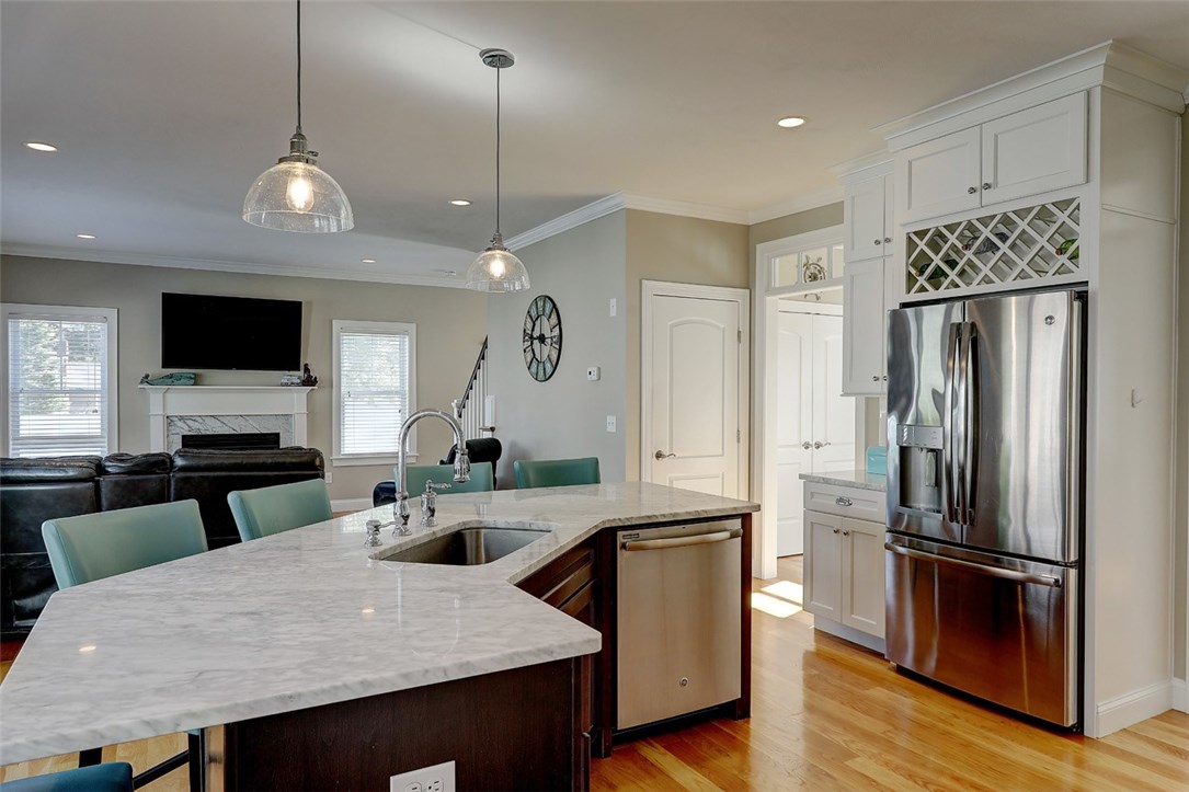 1 Elizabeth Road Barrington, RI 02806 - Photo 17 of 42