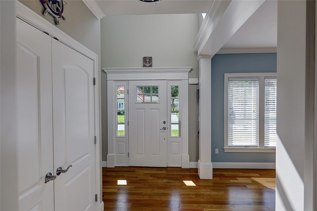 1 Elizabeth Road Barrington, RI 02806 - Photo 20 of 42