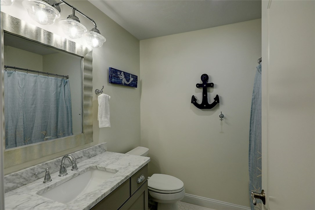 1 Elizabeth Road Barrington, RI 02806 - Photo 33 of 42