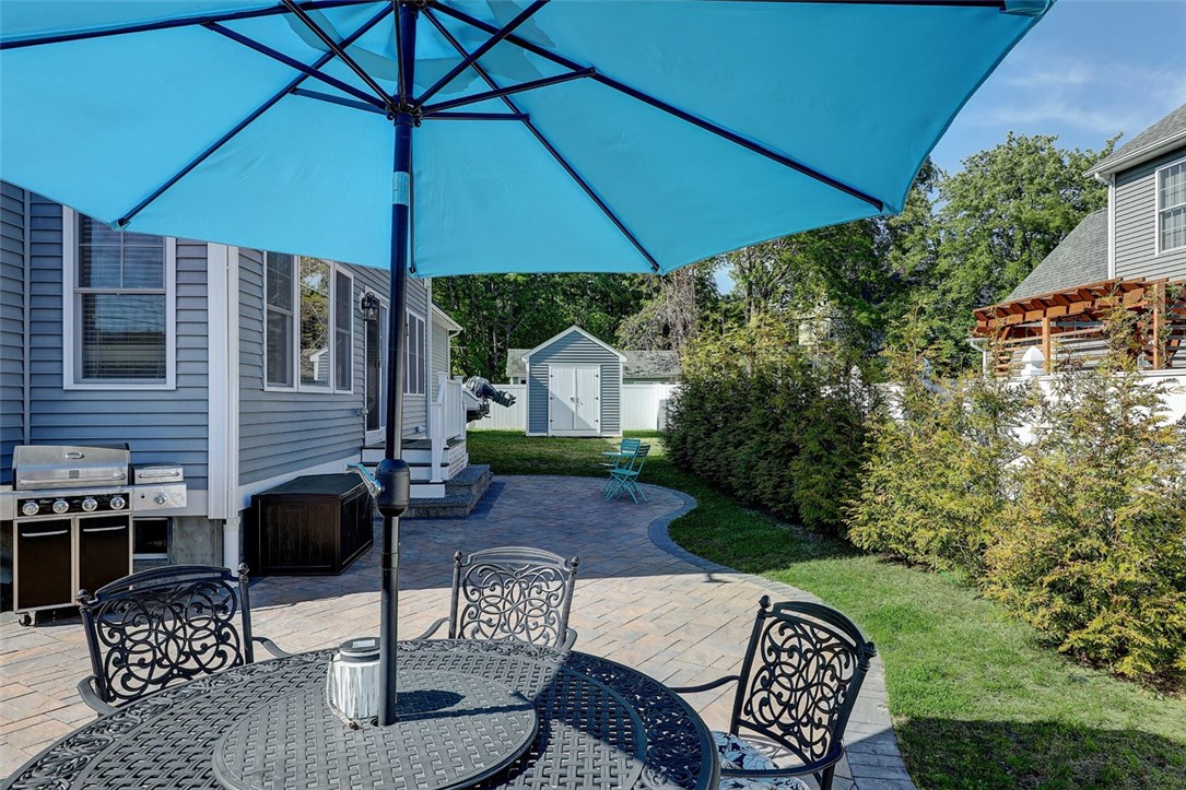 1 Elizabeth Road Barrington, RI 02806 - Photo 40 of 42