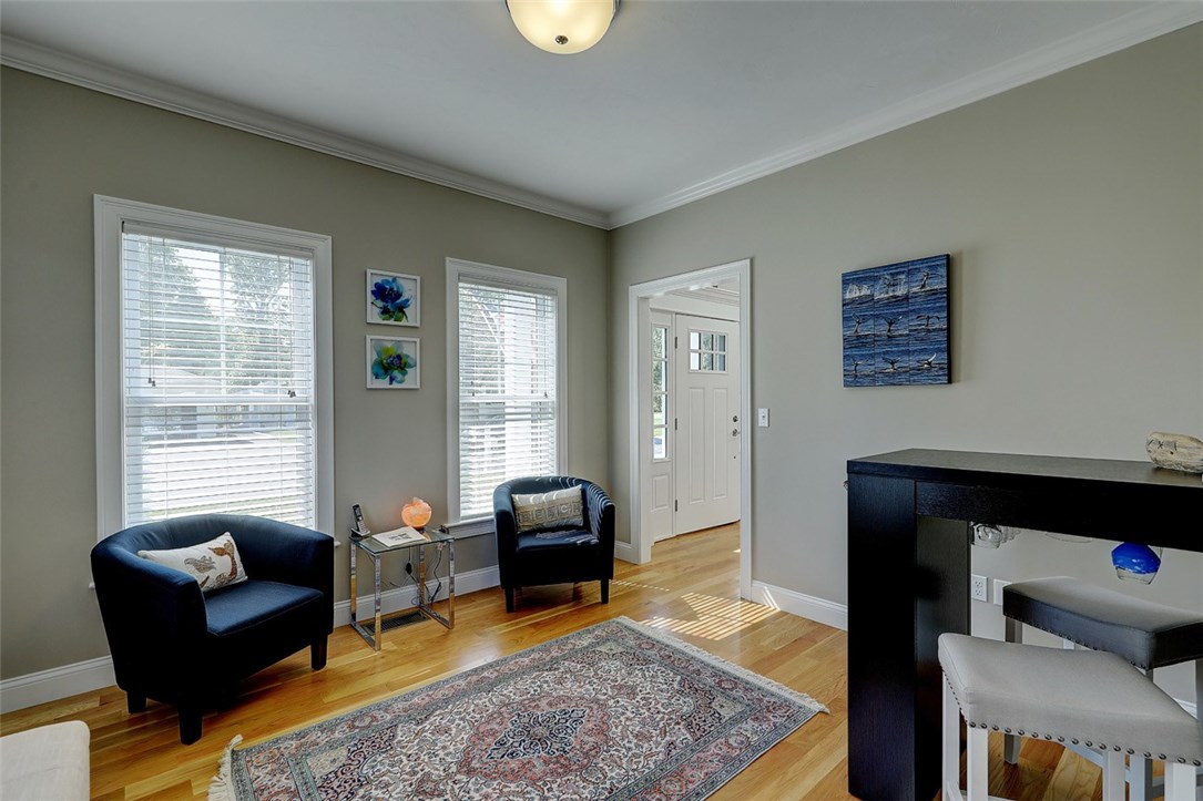 1 Elizabeth Road Barrington, RI 02806 - Photo 7 of 42