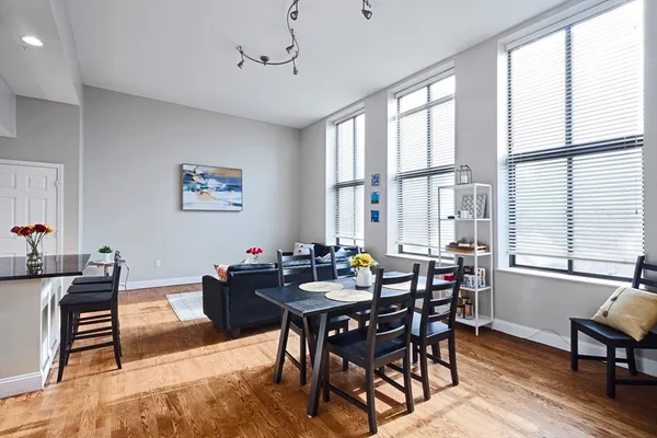 $6,900 | 841 Parker Street, Unit 306, Boston, MA 02120