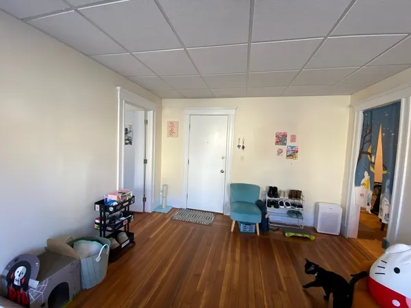 $2,950 | 112 Thurston Street, Unit 1, Somerville, MA 02145