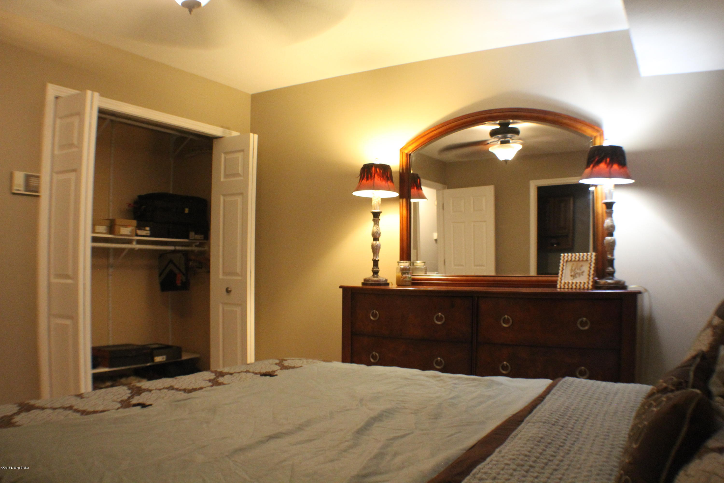 7120 Ridge Creek Road Louisville, KY 40291 - Photo 8 of 34 IMG_0565
