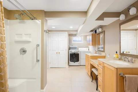 $2,100,000 | 55 Woodlawn Drive, Newton, MA 02467