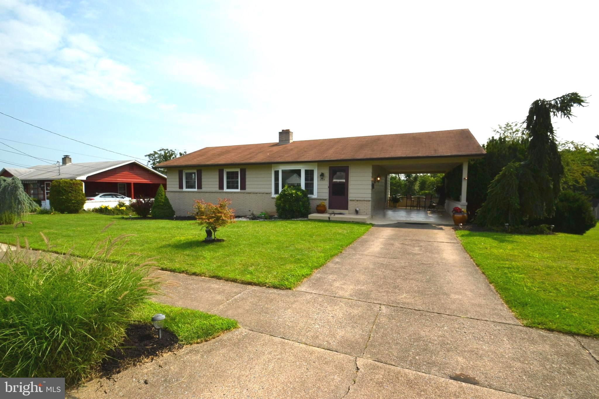 409 Belvedere Road Harrisburg, PA 17109 - Photo 2 of 38