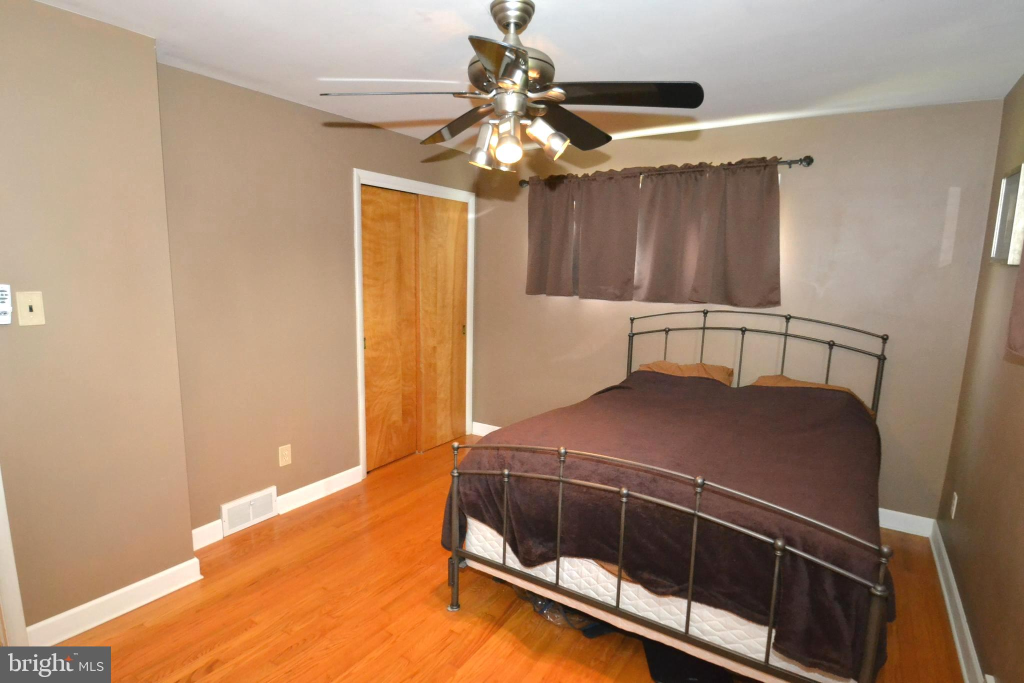 409 Belvedere Road Harrisburg, PA 17109 - Photo 12 of 38