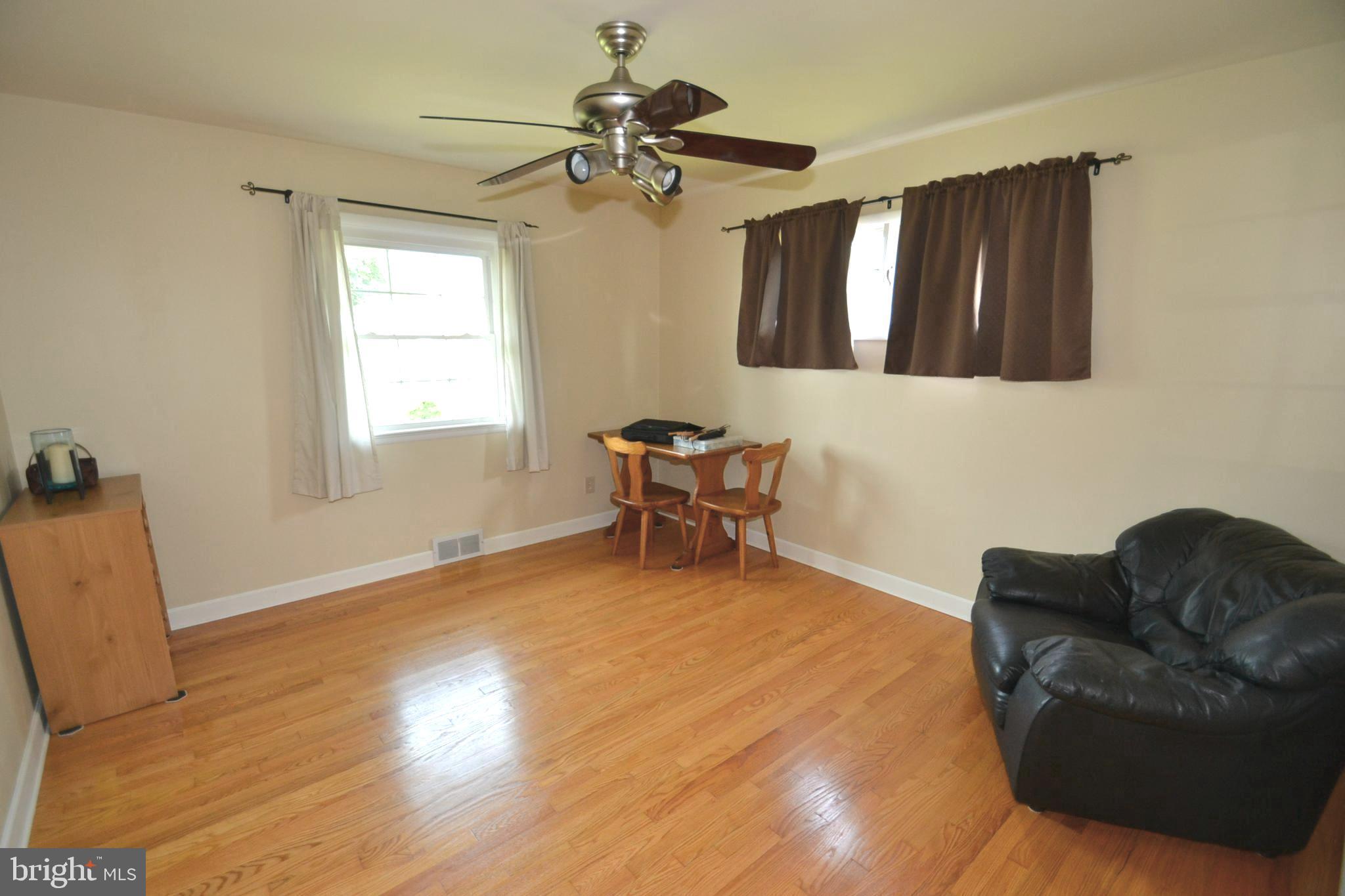 409 Belvedere Road Harrisburg, PA 17109 - Photo 15 of 38