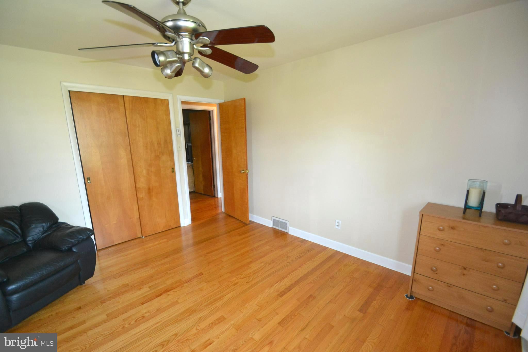 409 Belvedere Road Harrisburg, PA 17109 - Photo 16 of 38