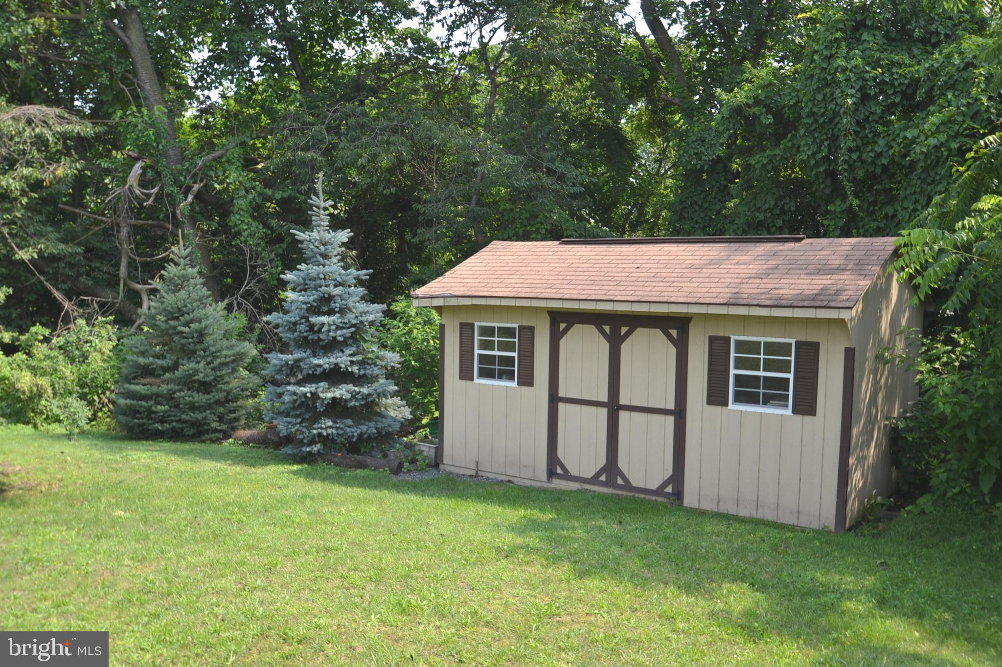 409 Belvedere Road Harrisburg, PA 17109 - Photo 31 of 38