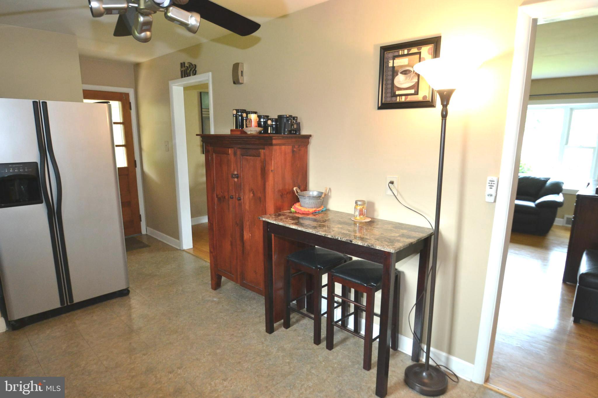 409 Belvedere Road Harrisburg, PA 17109 - Photo 10 of 38