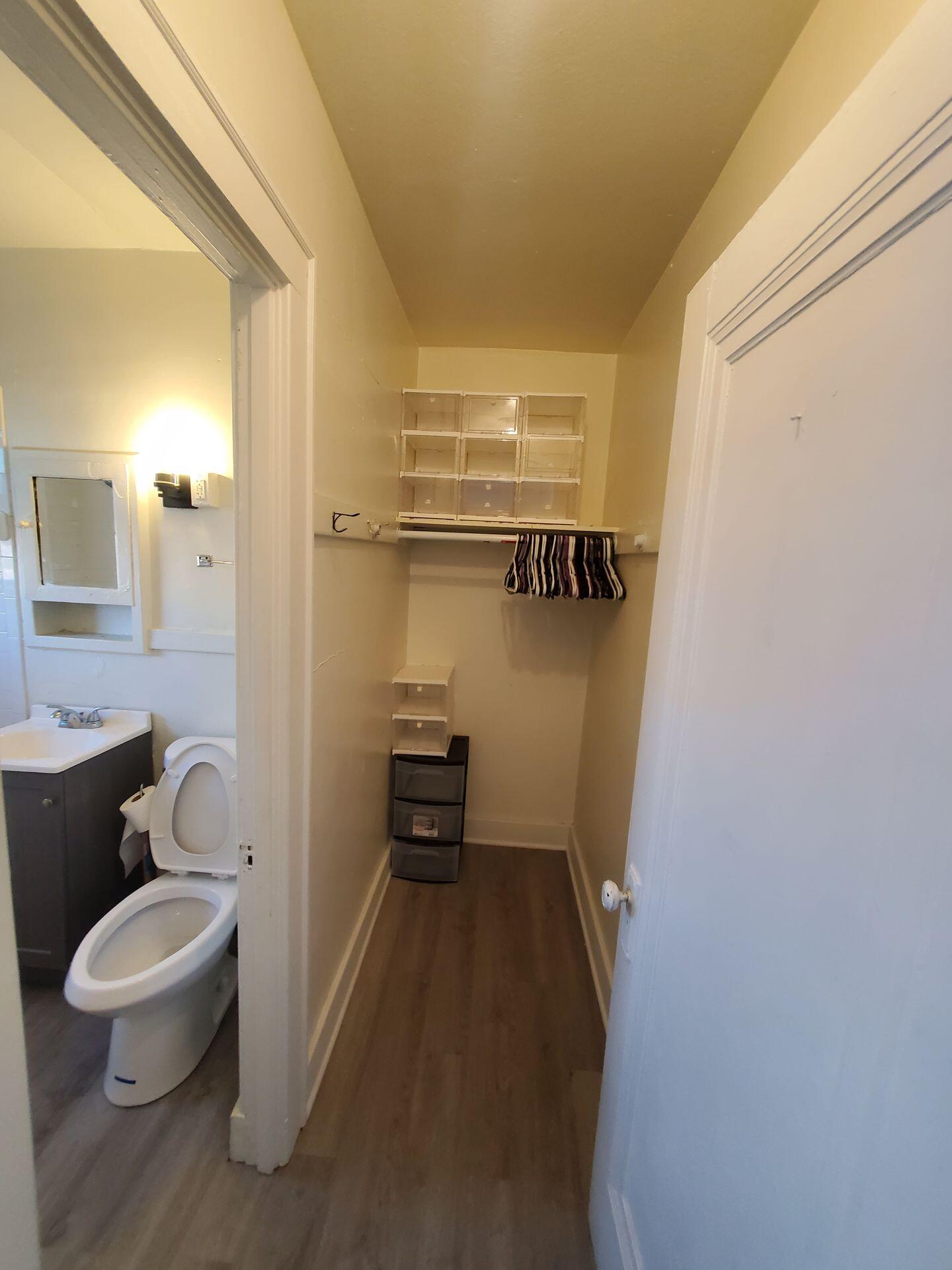 614 6th Street Racine, WI 53403 - Photo 17 of 63 Unit 9 614 6th St 13