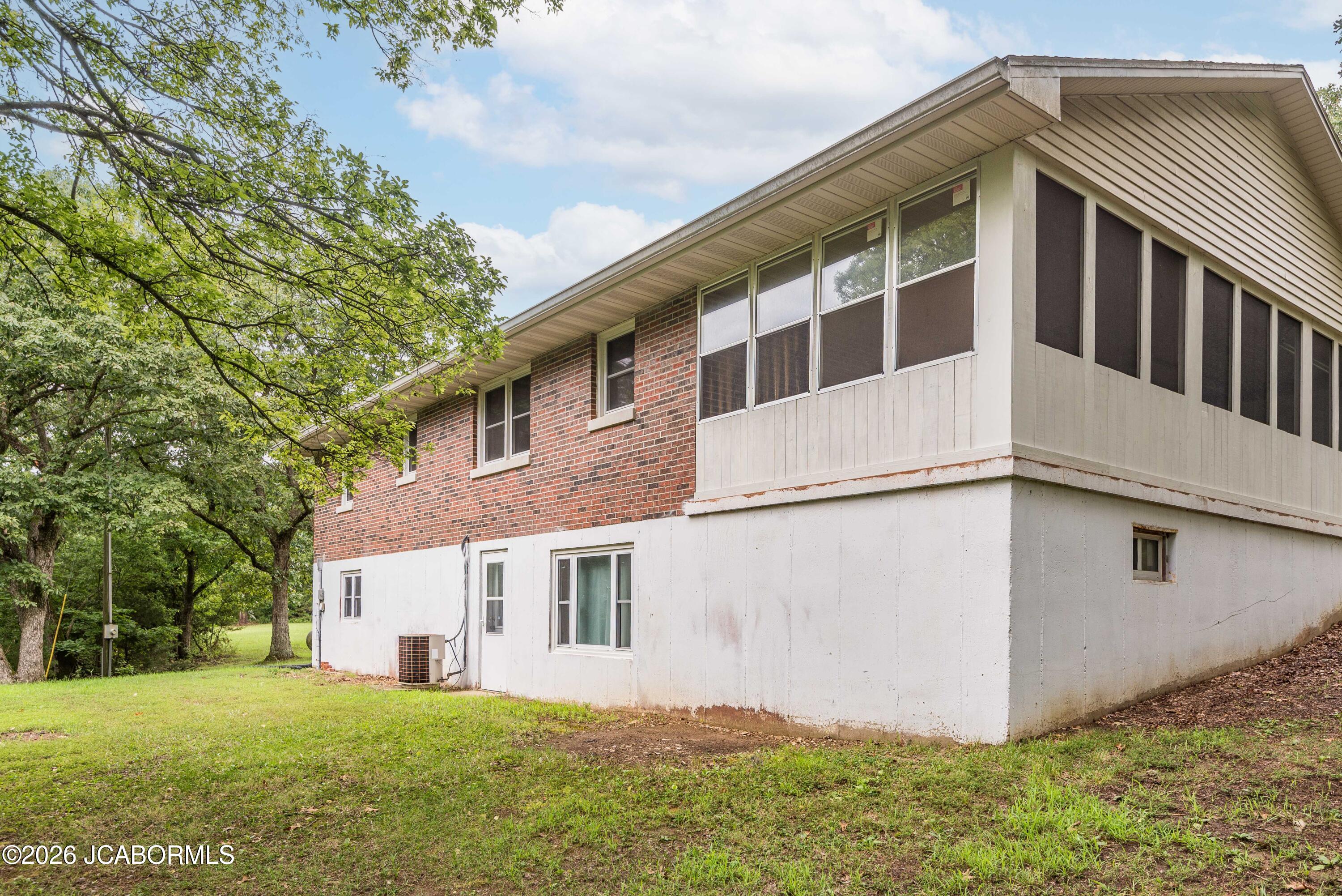 2717 High Point Road Centertown, MO 65023 - Photo 36 of 44 Gallery Image 36