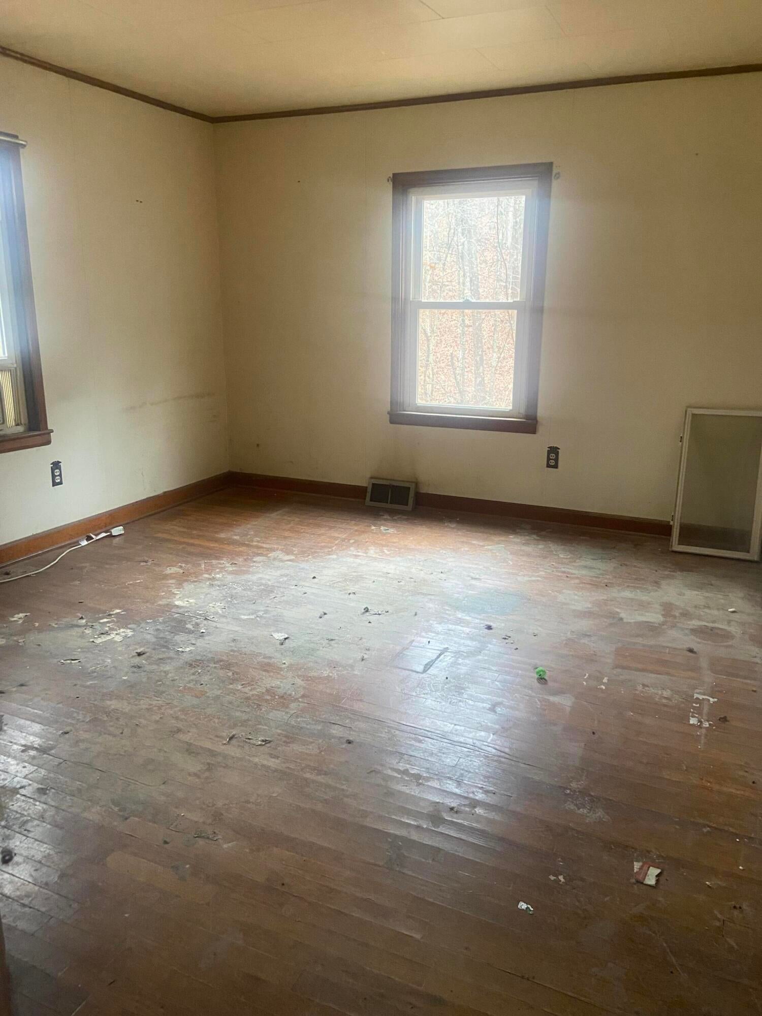 591 Miller Road Crawley, WV 24931 - Photo 4 of 10 Gallery Image 4
