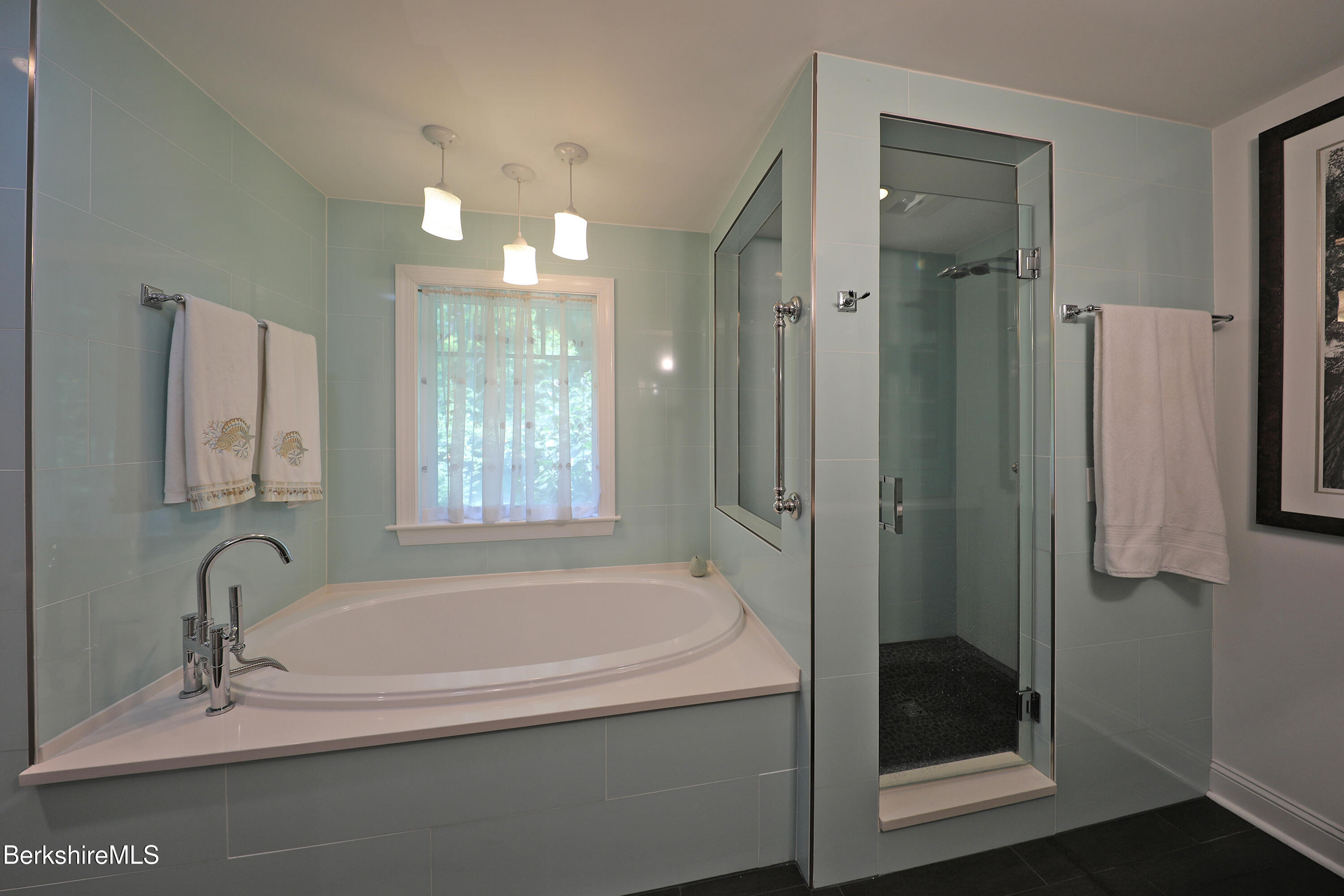 237 Long Pond Road Great Barrington, MA 01230 - Photo 29 of 63 SEPARATE TUB AND SHOWER
