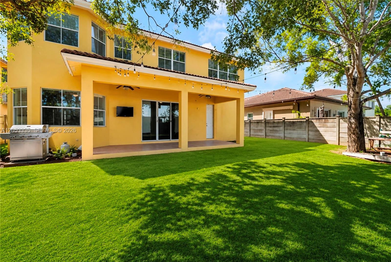 3043 Southwest 147th Place Miami, FL 33185 - Photo 2 of 12