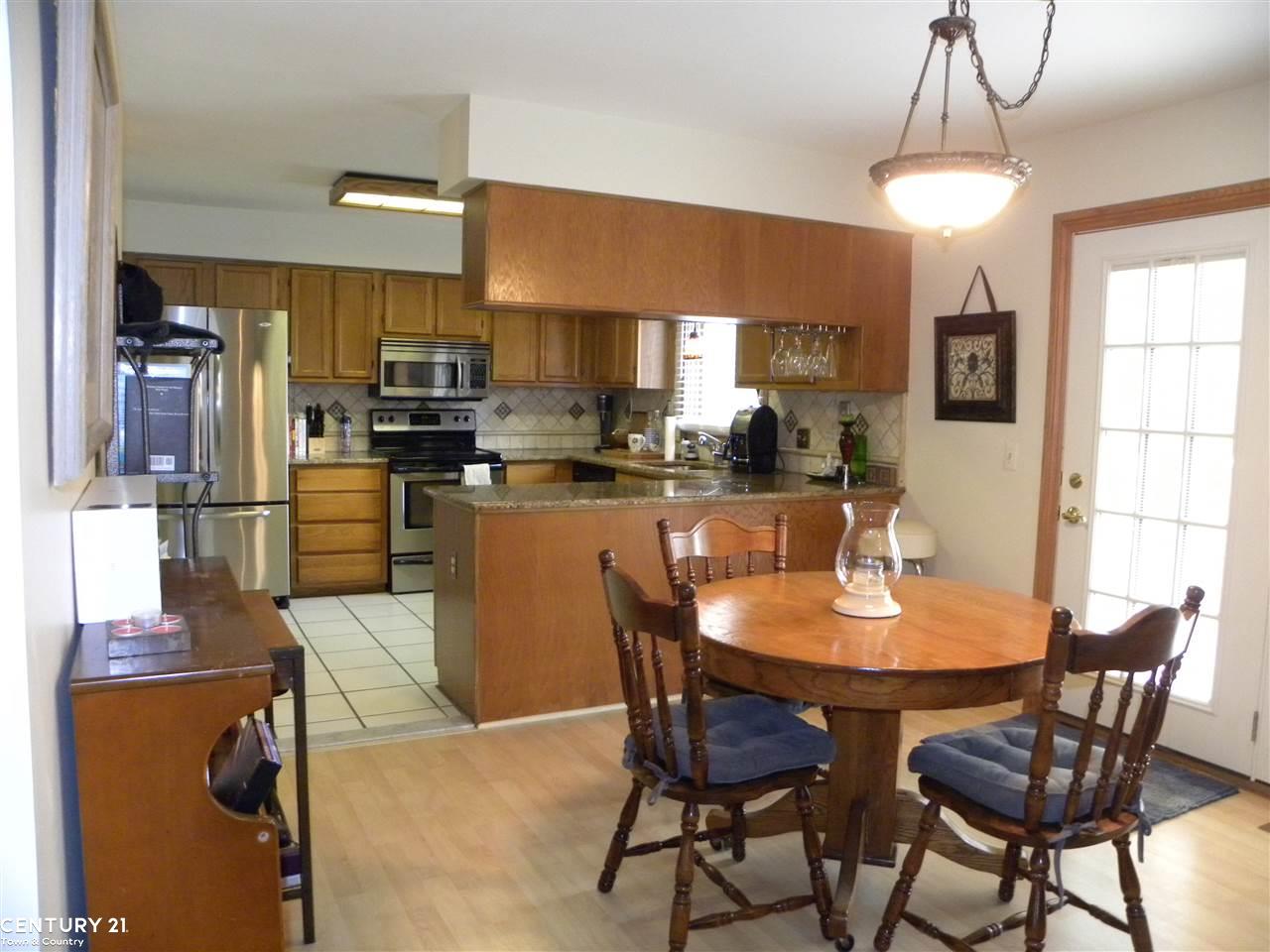 2179 Rochelle Park Drive, Unit 64 Rochester Hills, MI 48309 - Photo 12 of 25