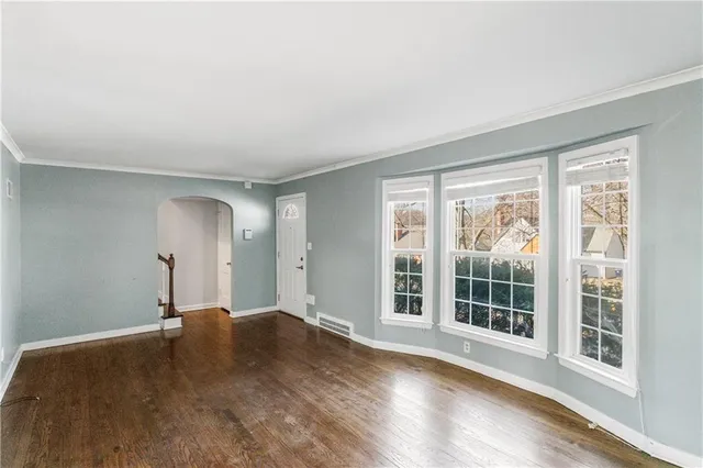 $415,000 | 415 East 65th Terrace, Kansas City, MO 64131