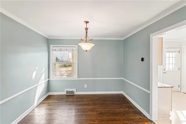 $415,000 | 415 East 65th Terrace, Kansas City, MO 64131