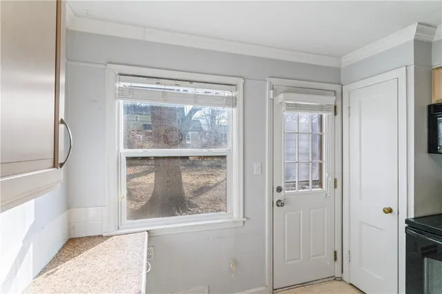 $415,000 | 415 East 65th Terrace, Kansas City, MO 64131