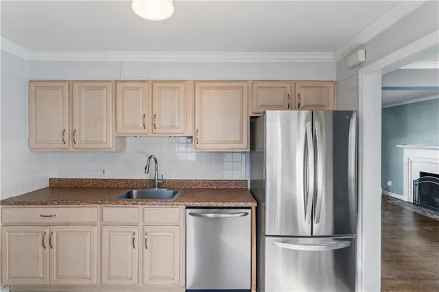 $415,000 | 415 East 65th Terrace, Kansas City, MO 64131