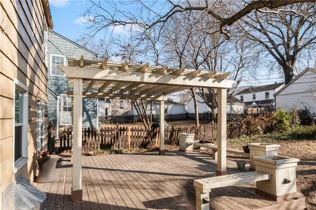 $415,000 | 415 East 65th Terrace, Kansas City, MO 64131