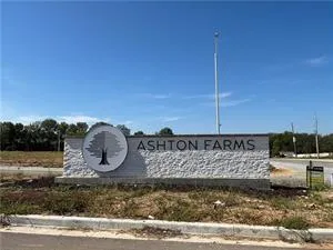 $380,000 | 4714 South Brentwood Avenue, Kansas City, MO 64136