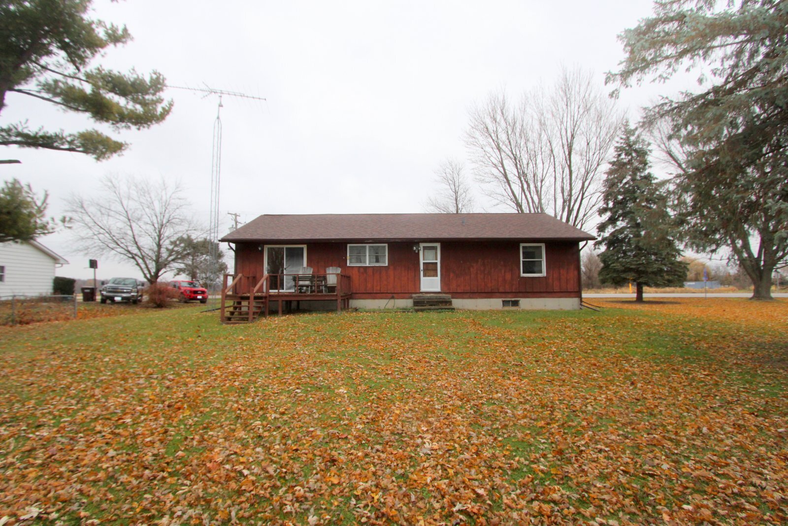 8105 Lawrence Road Harvard, IL 60033 - Photo 12 of 14 a view of a house with a yard