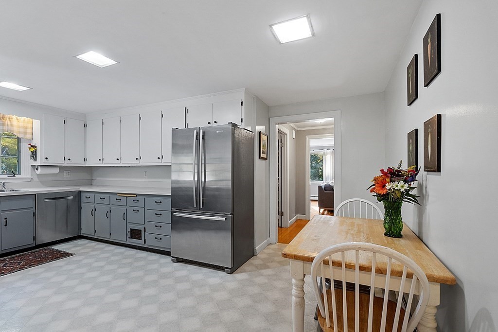 31 Woodside Road Harvard, MA 01451 - Photo 11 of 42