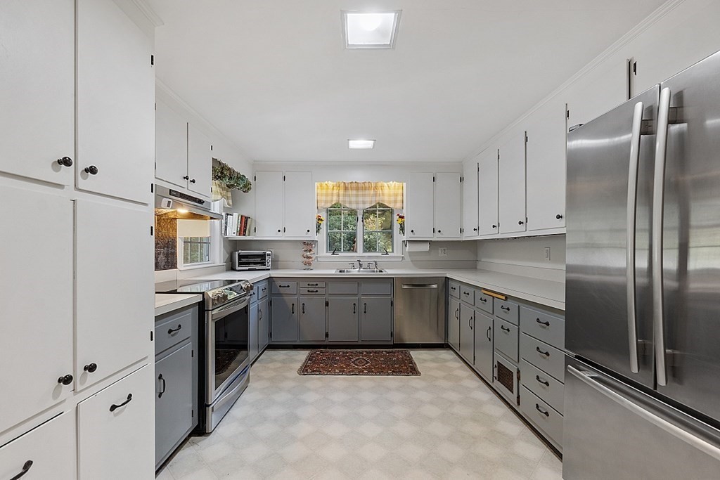 31 Woodside Road Harvard, MA 01451 - Photo 12 of 42