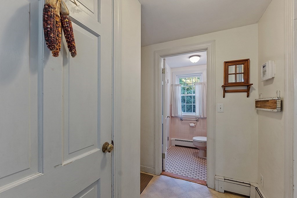 31 Woodside Road Harvard, MA 01451 - Photo 17 of 42