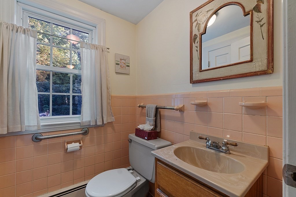 31 Woodside Road Harvard, MA 01451 - Photo 18 of 42