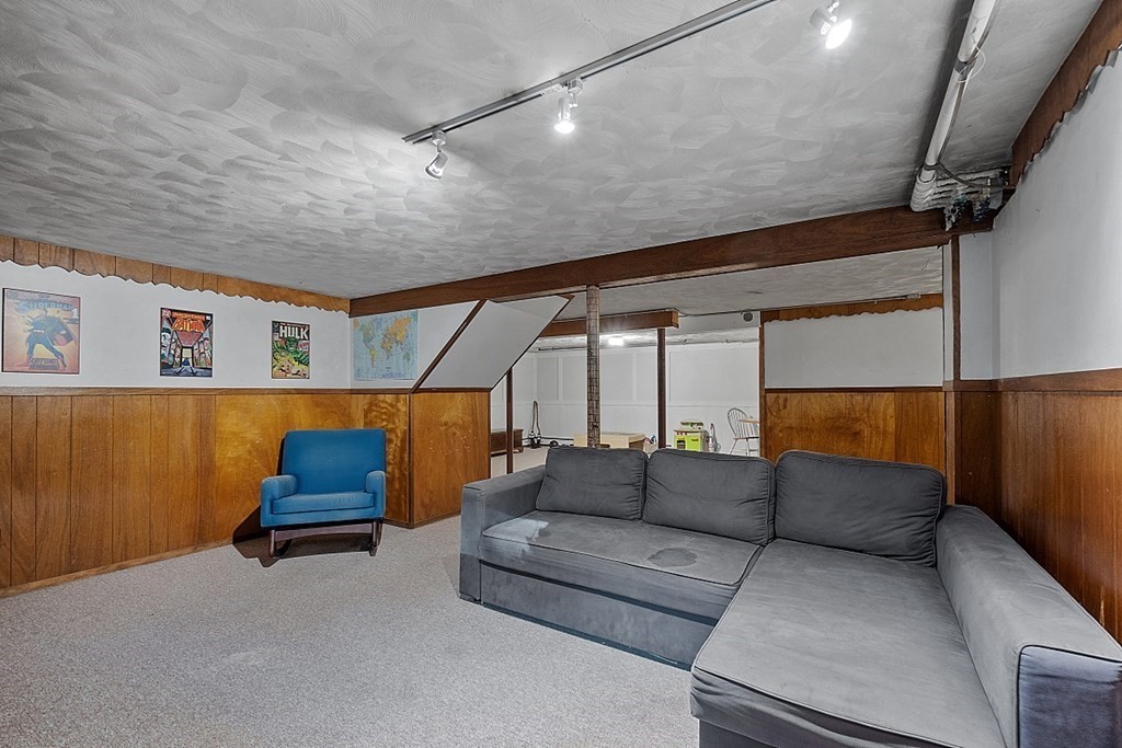 31 Woodside Road Harvard, MA 01451 - Photo 35 of 42