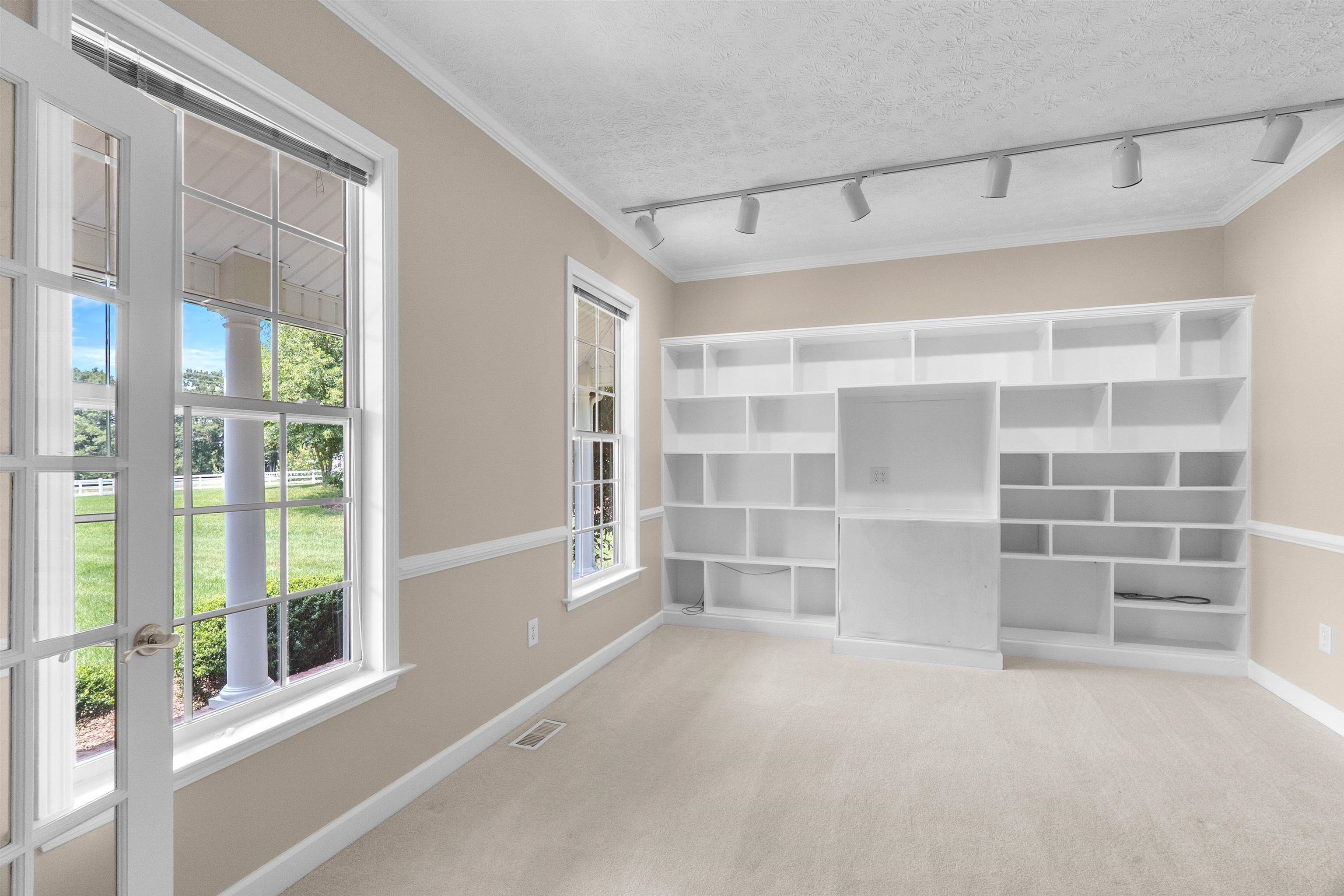 172 Oaklawn Road Pelzer, SC 29669 - Photo 9 of 49 Gallery Image 9