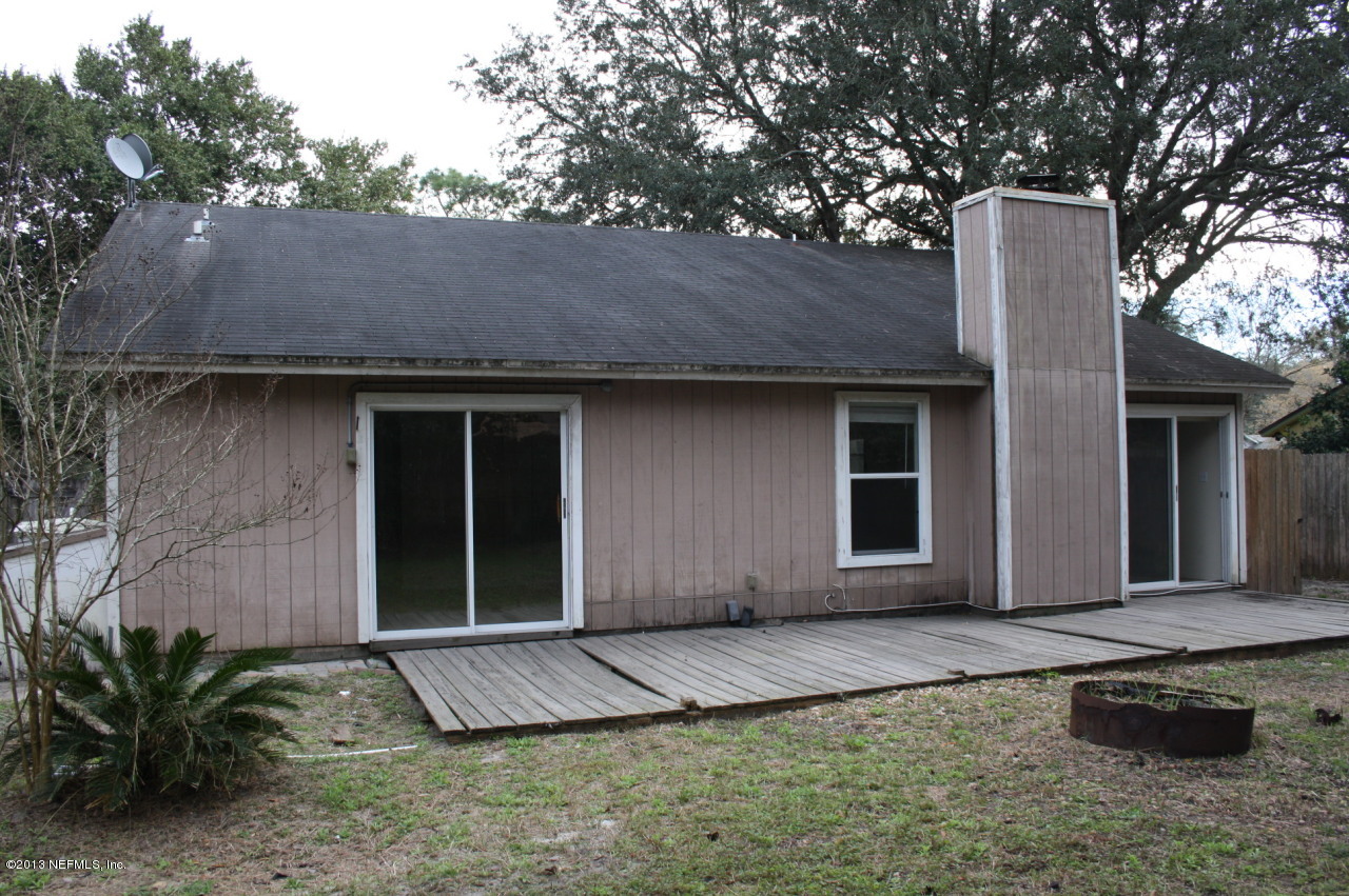 12880 Beaubien Road Jacksonville, FL 32258 - Photo 18 of 20 a house view with a garden space