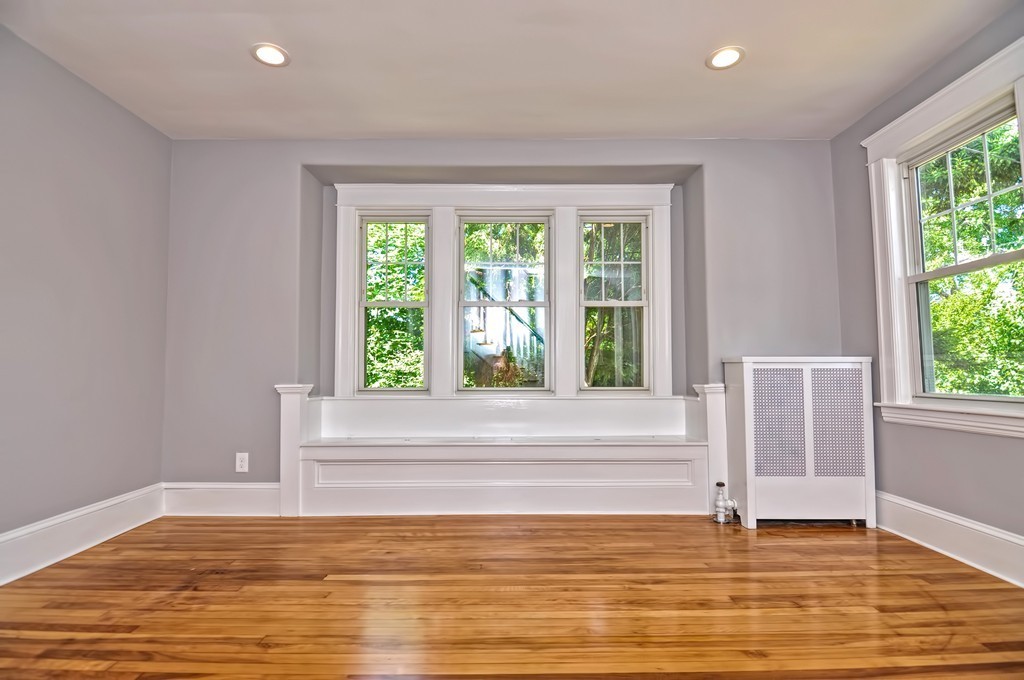 57 Rowena Street Worcester, MA 01606 - Photo 10 of 28 Gallery Image 10