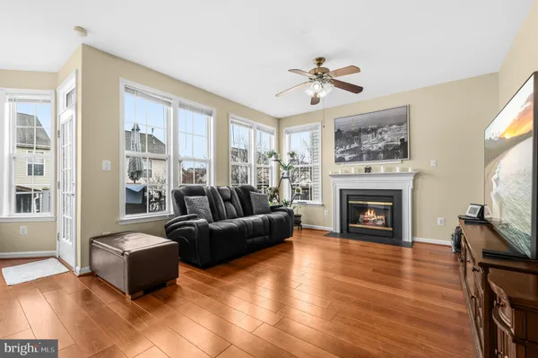 $789,900 | 20938 Duryea Terrace, Ashburn, VA 20147