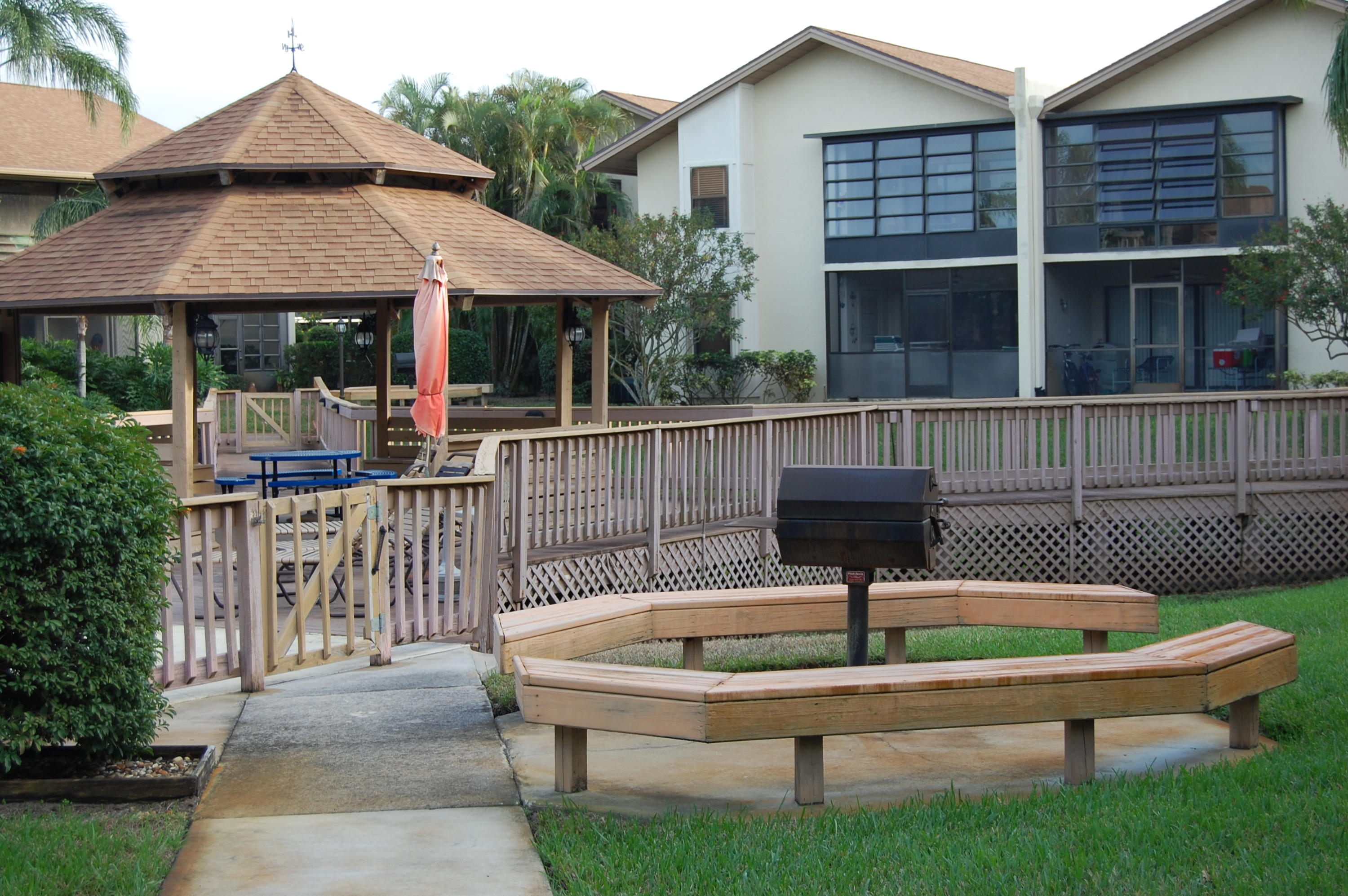 1861 Southwest Palm City Road, Unit 102 Stuart, FL 34994 - Photo 28 of 36 Grill