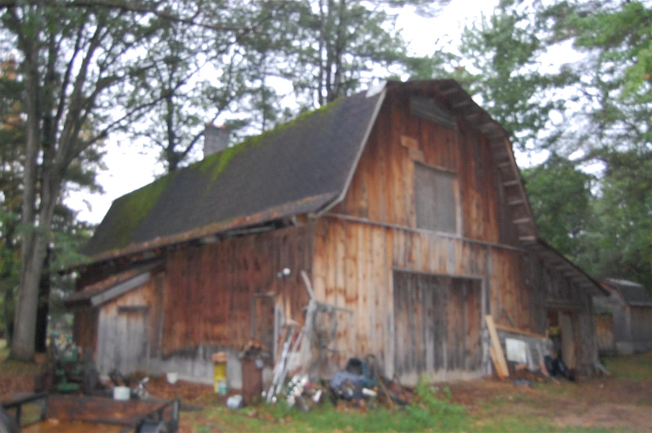 3273 North Three Mile Road Traverse City, MI 49686 - Photo 5 of 21 1839213-4.JPG
