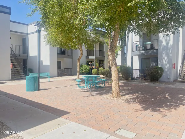 a view of a house with tree s