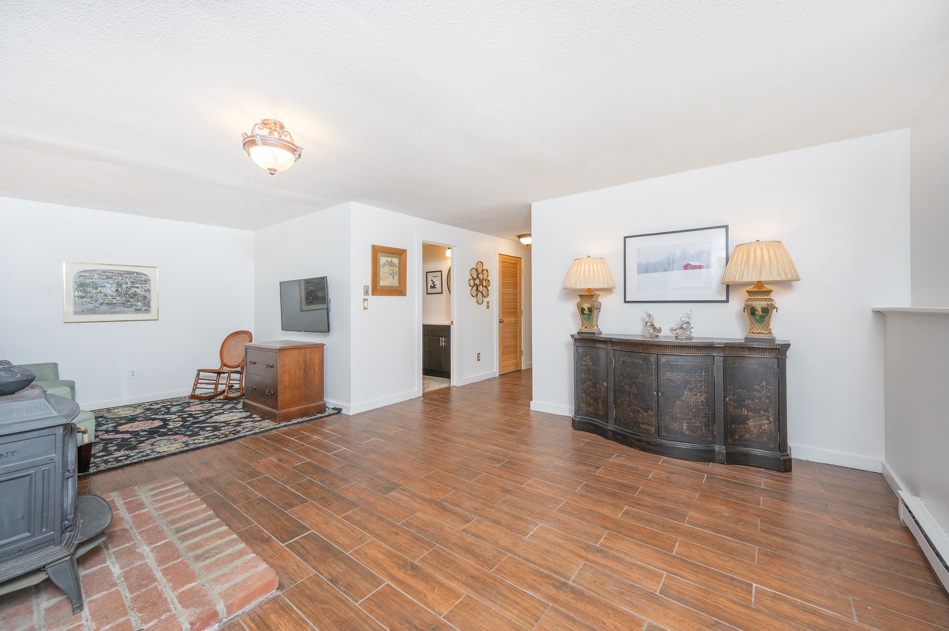 1196 Marsh Family Road, Unit 7176 Hartford, VT 05059 - Photo 43 of 49