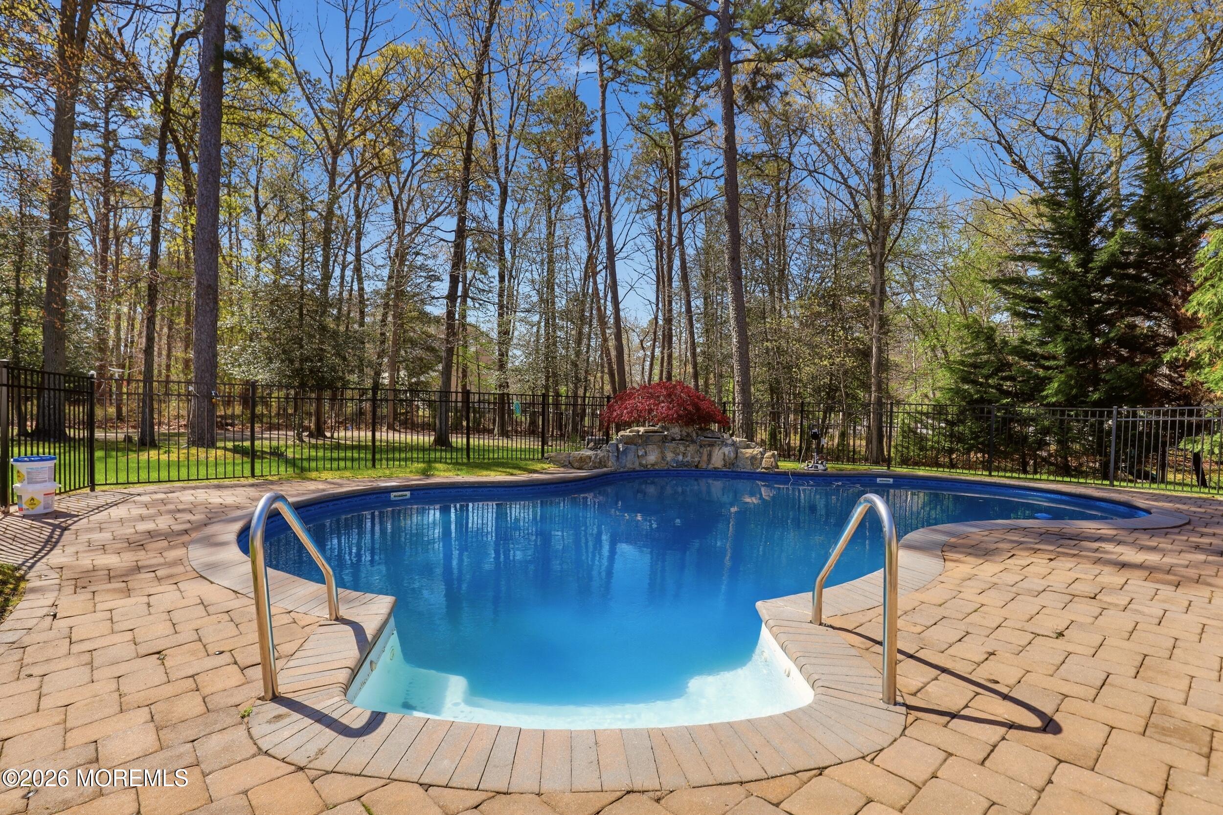 4 Ambassador Court Jackson, NJ 08527 - Photo 27 of 30 Pool