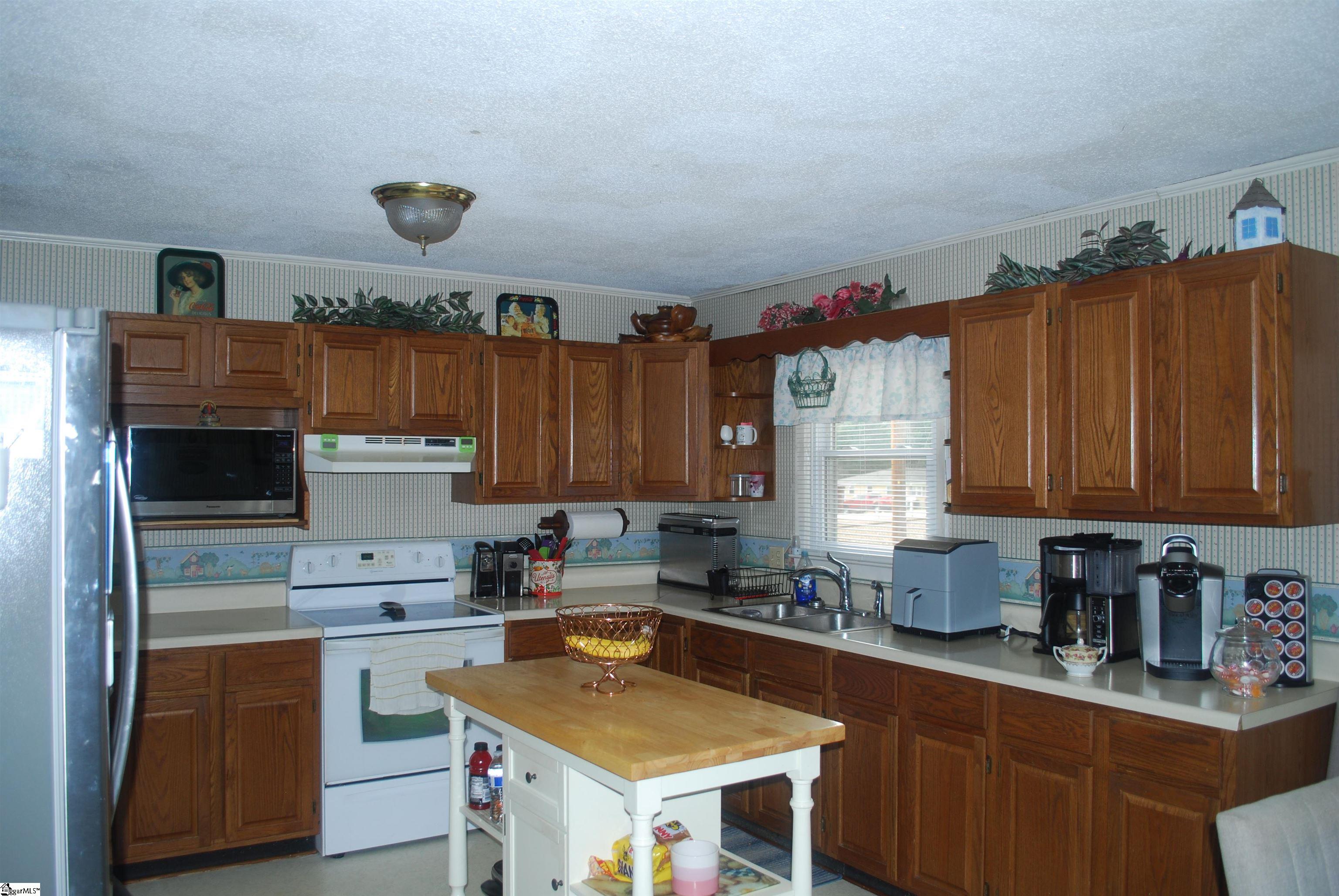 20 Staunton Bridge Road Greenville, SC 29611 - Photo 2 of 21 Gallery Image 2