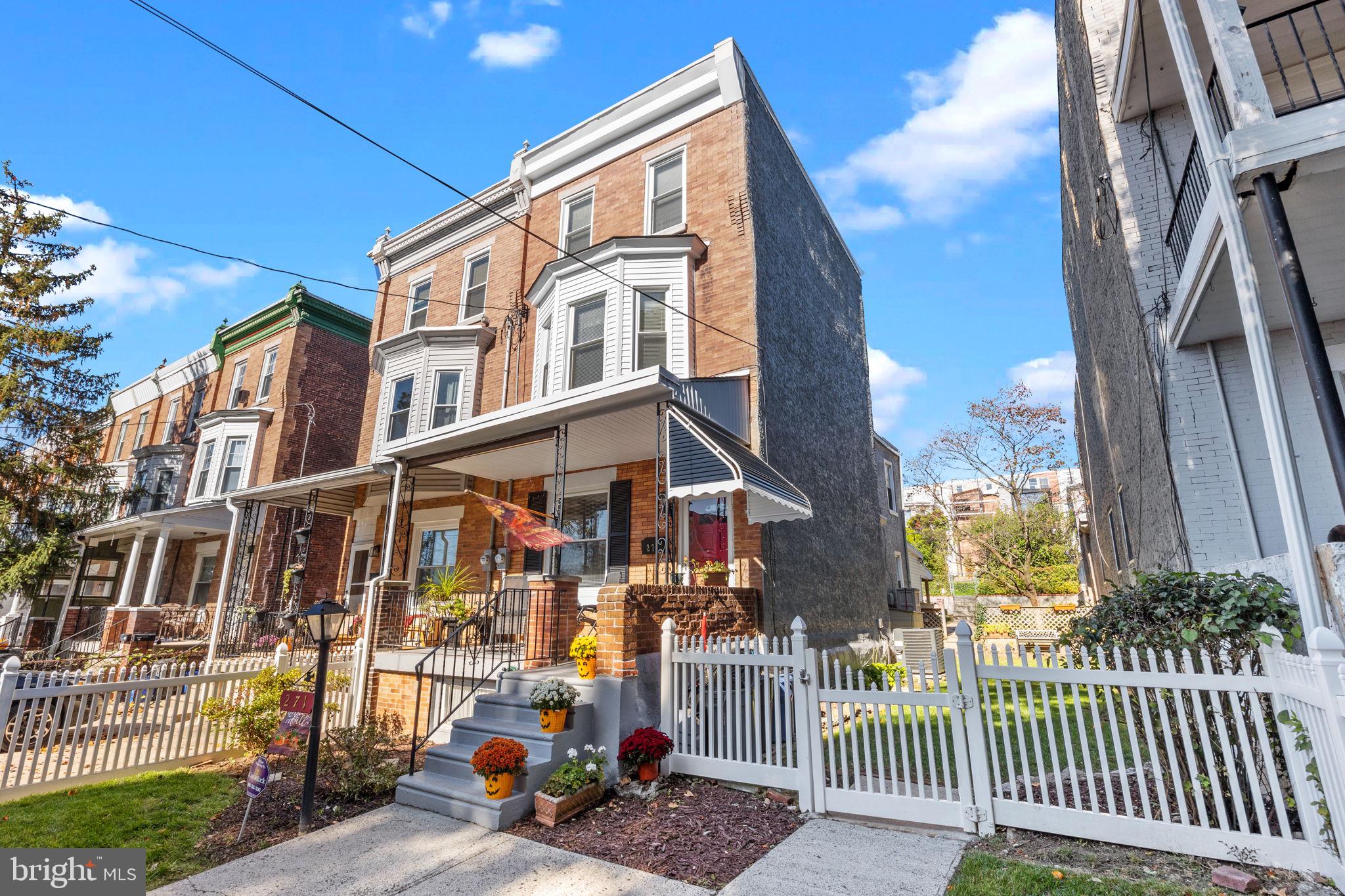271 Rochelle Avenue Philadelphia, PA 19128 - Photo 3 of 35 Gallery Image 3