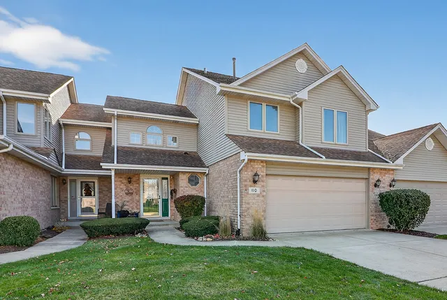 $460,000 | 110 Harper Lane, Lemont, IL 60439